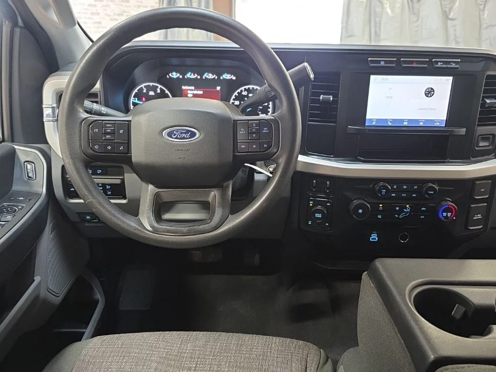Used 2023 White Ford XLT image 16