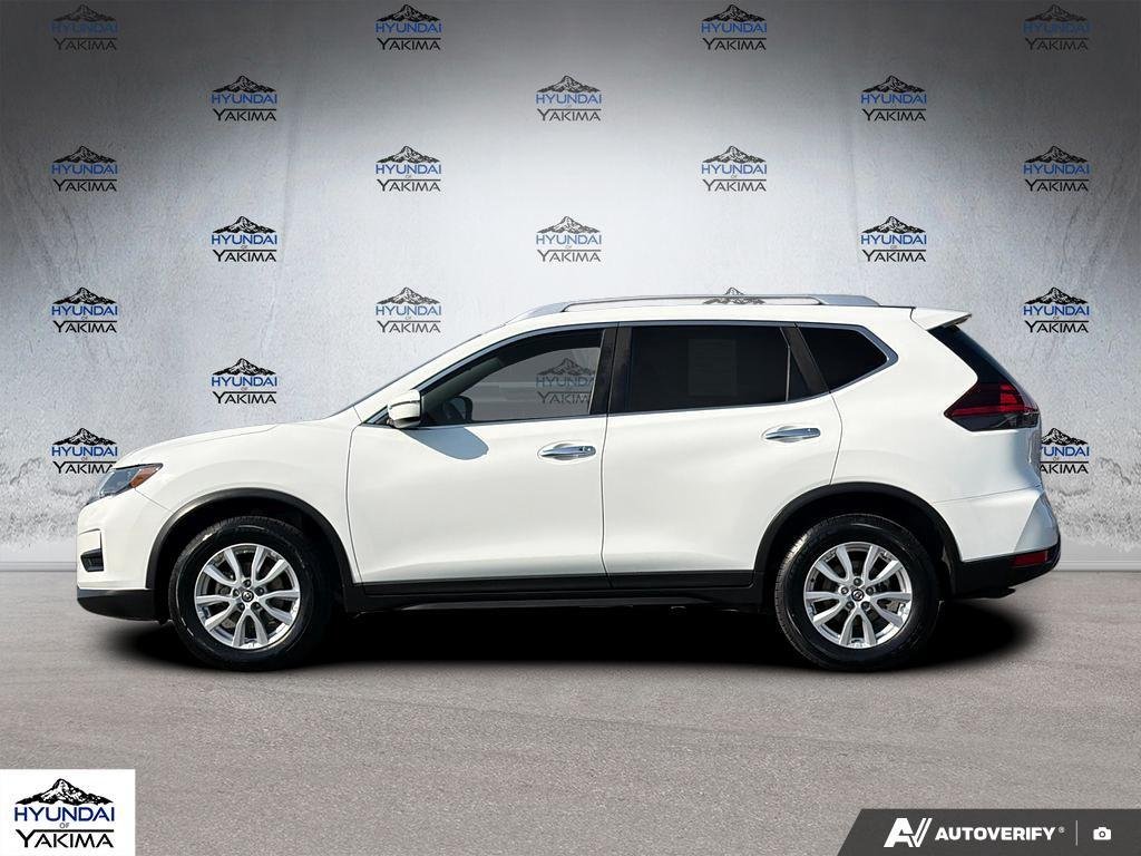 Used 2018 Glacier White Nissan SV image 3