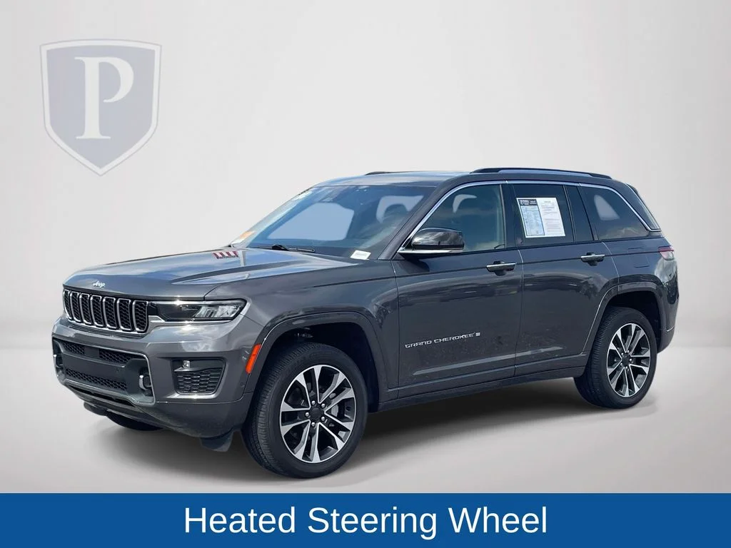 Certified Used 2022 Gray Jeep Overland image 4