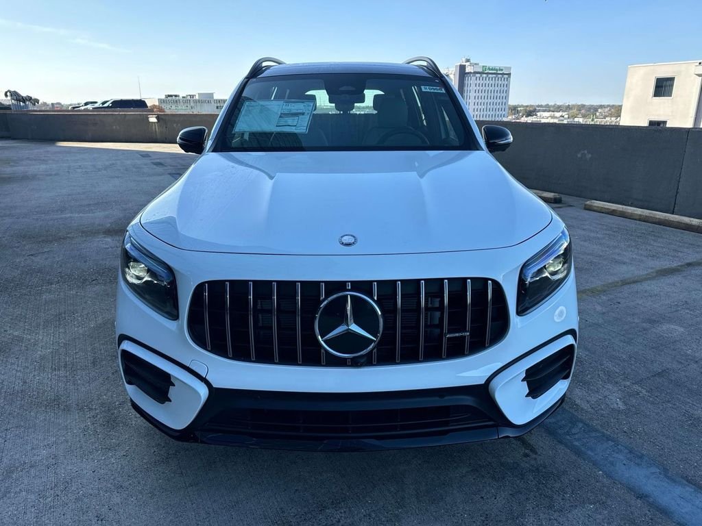 2025 Mercedes-Benz GLB GLB35 AMG - Photo 2