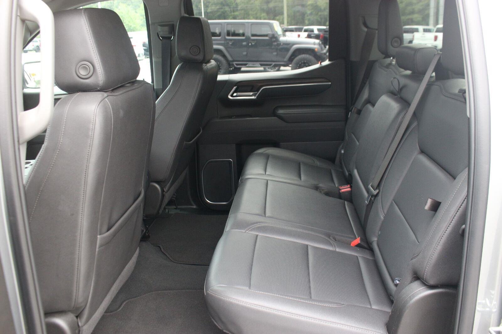 Used 2025 Sterling Metallic GMC SLT image 33