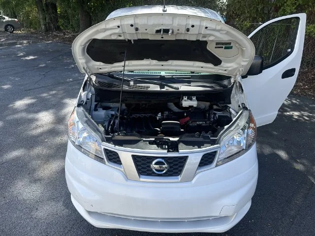 Used 2020 White Nissan S image 29