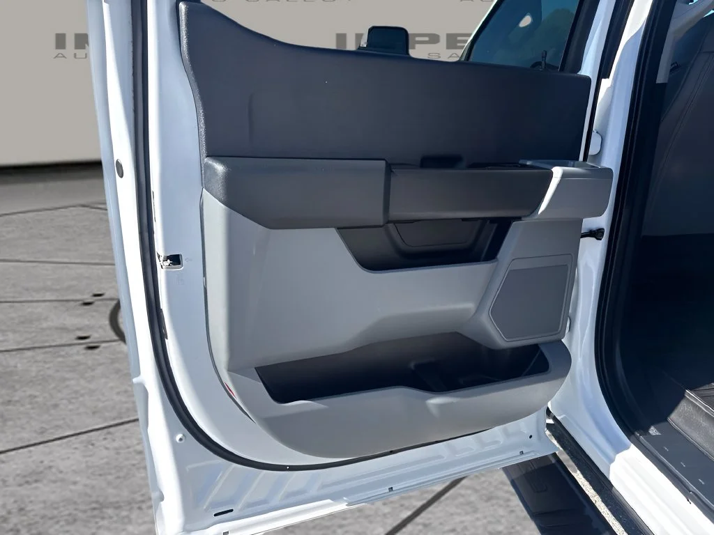 Used 2024 White Ford XL image 23
