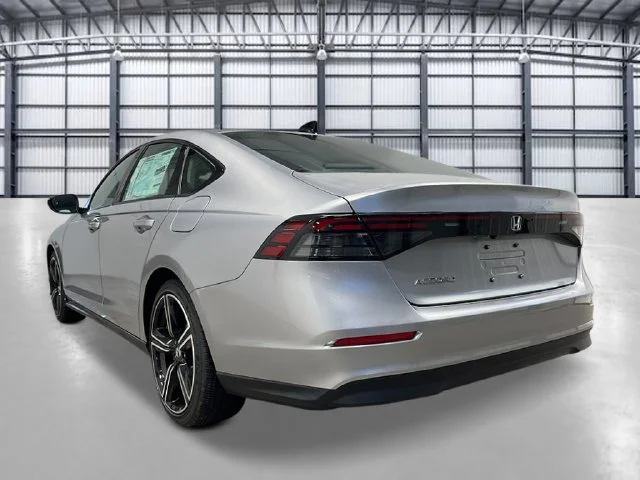 New 2026 Solar Silver Metallic Honda SE image 3
