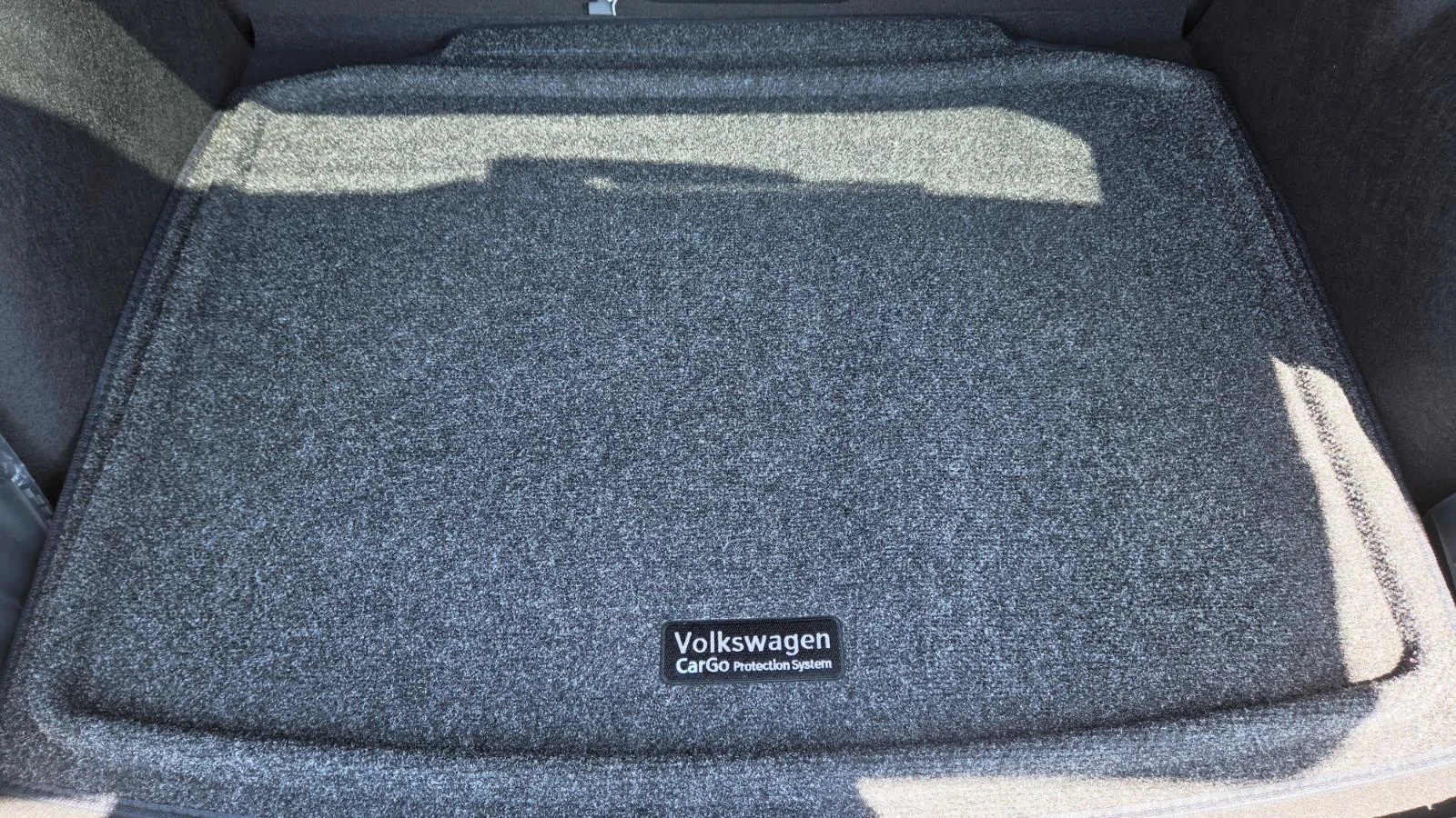 New 2026 Pure White Volkswagen SE image 62