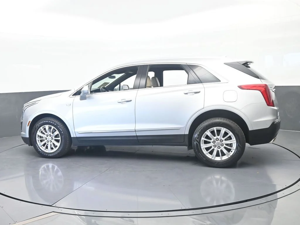 Used 2019 Cadillac XT5 Base with VIN 1GYKNARS9KZ102975 for sale in Miami Lakes, FL