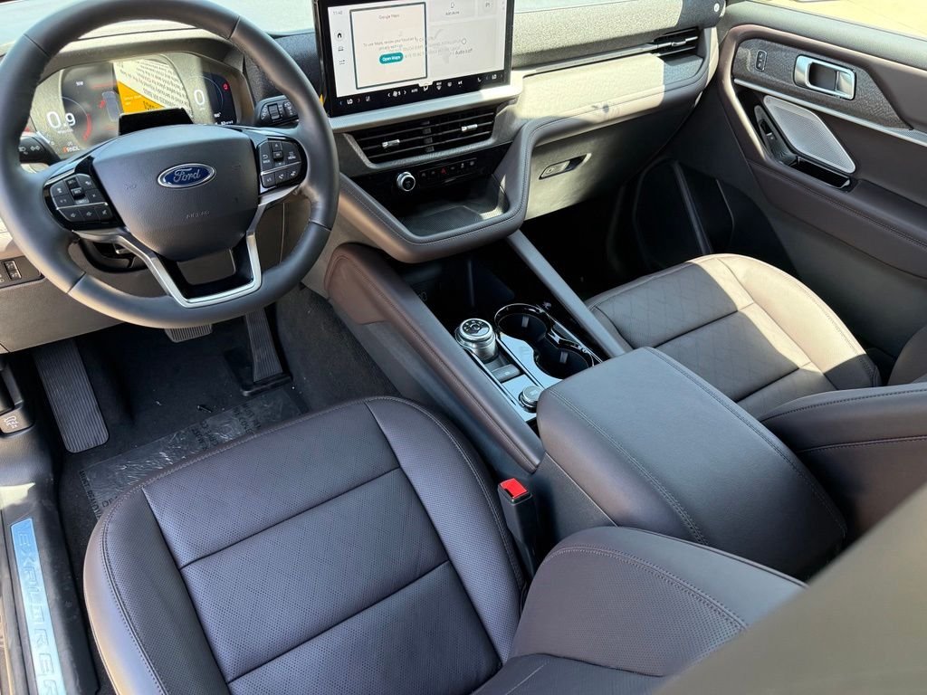 New 2026 Agate Black Metallic Ford Platinum™ image 9
