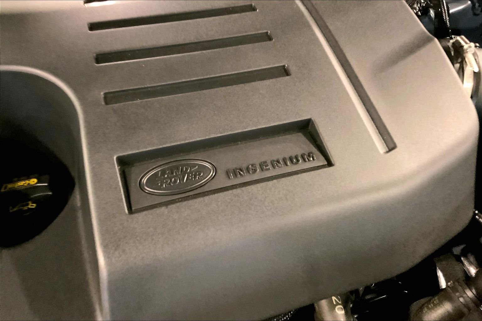 Used 2023 Tasman Blue Metallic Land Rover X-Dynamic SE image 32