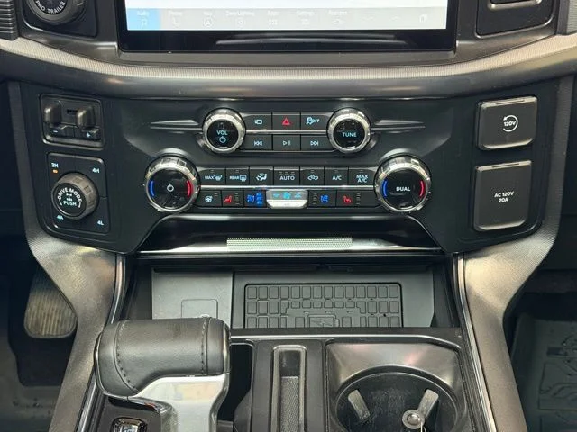 Used 2025 White Ford Platinum image 16