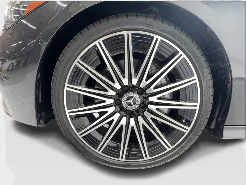 Used 2025 Gray Mercedes-Benz CLE 300 image 13
