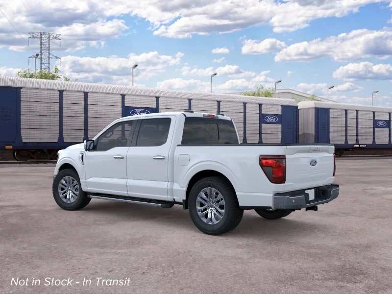 New 2026 Oxford White Ford XLT image 4