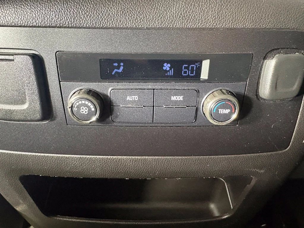 Used 2016 TUNGSTEN METALLIC Chevrolet LT image 44
