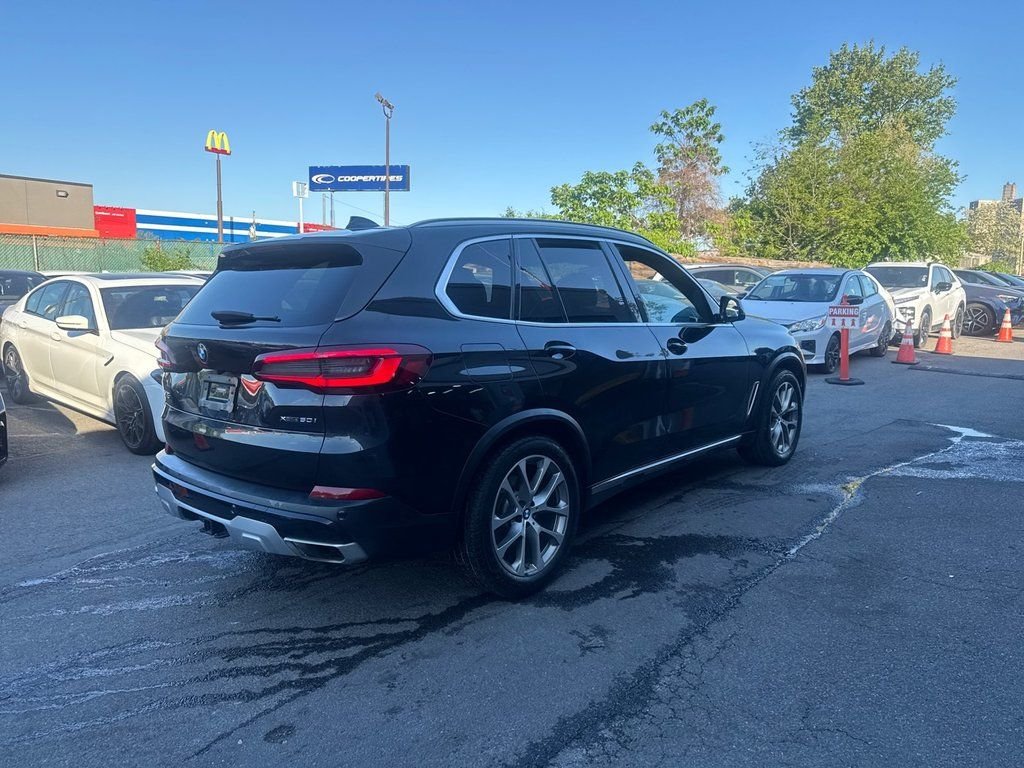 Used 2020 Black BMW xDrive50i image 4