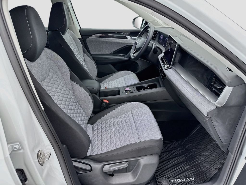 New 2026 Pure White Volkswagen S image 18