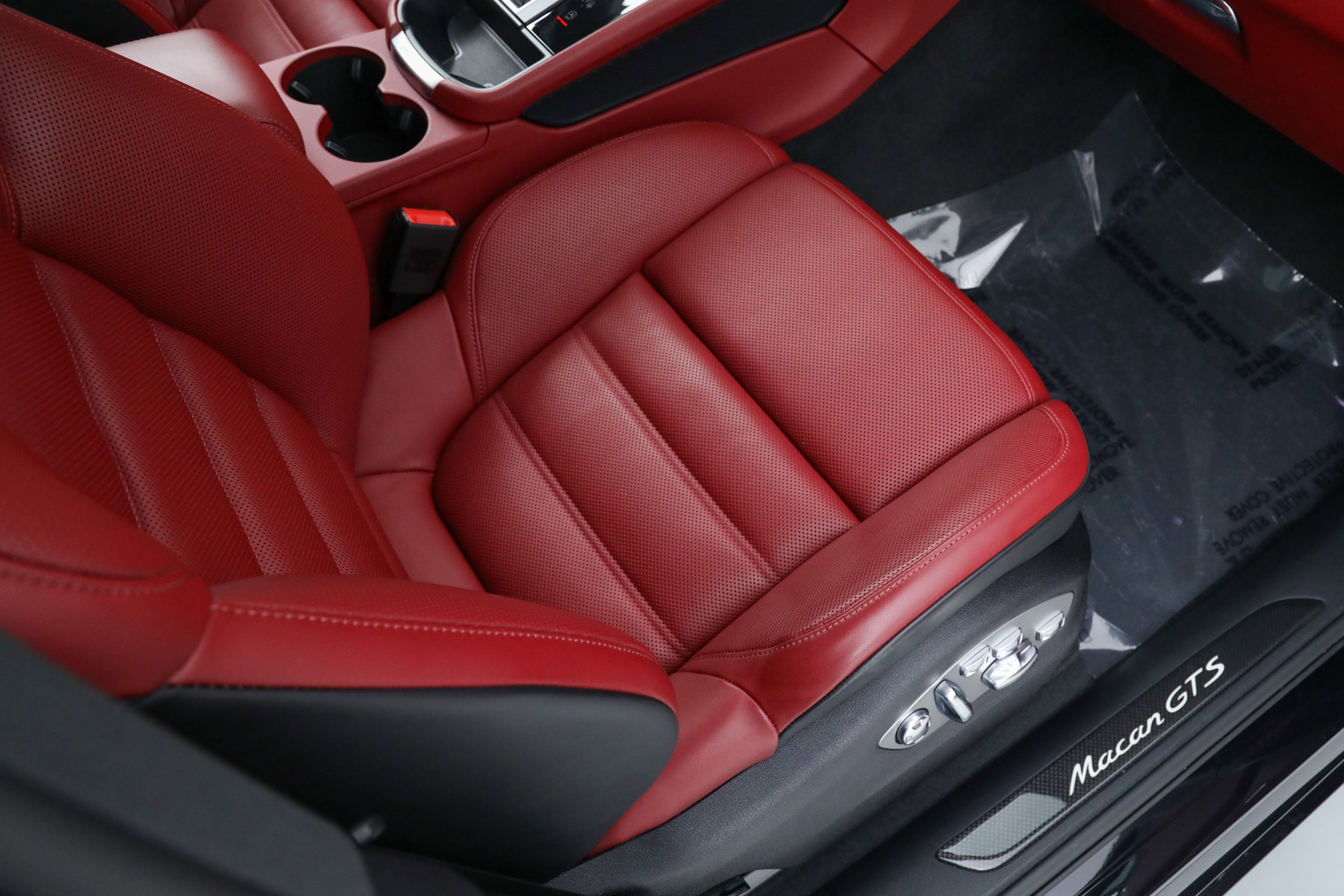 Used 2025 Black Porsche GTS AWD image 22