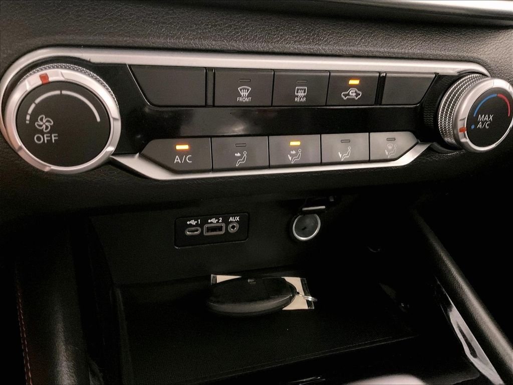 Used 2024 White Nissan 2.5 SR image 25