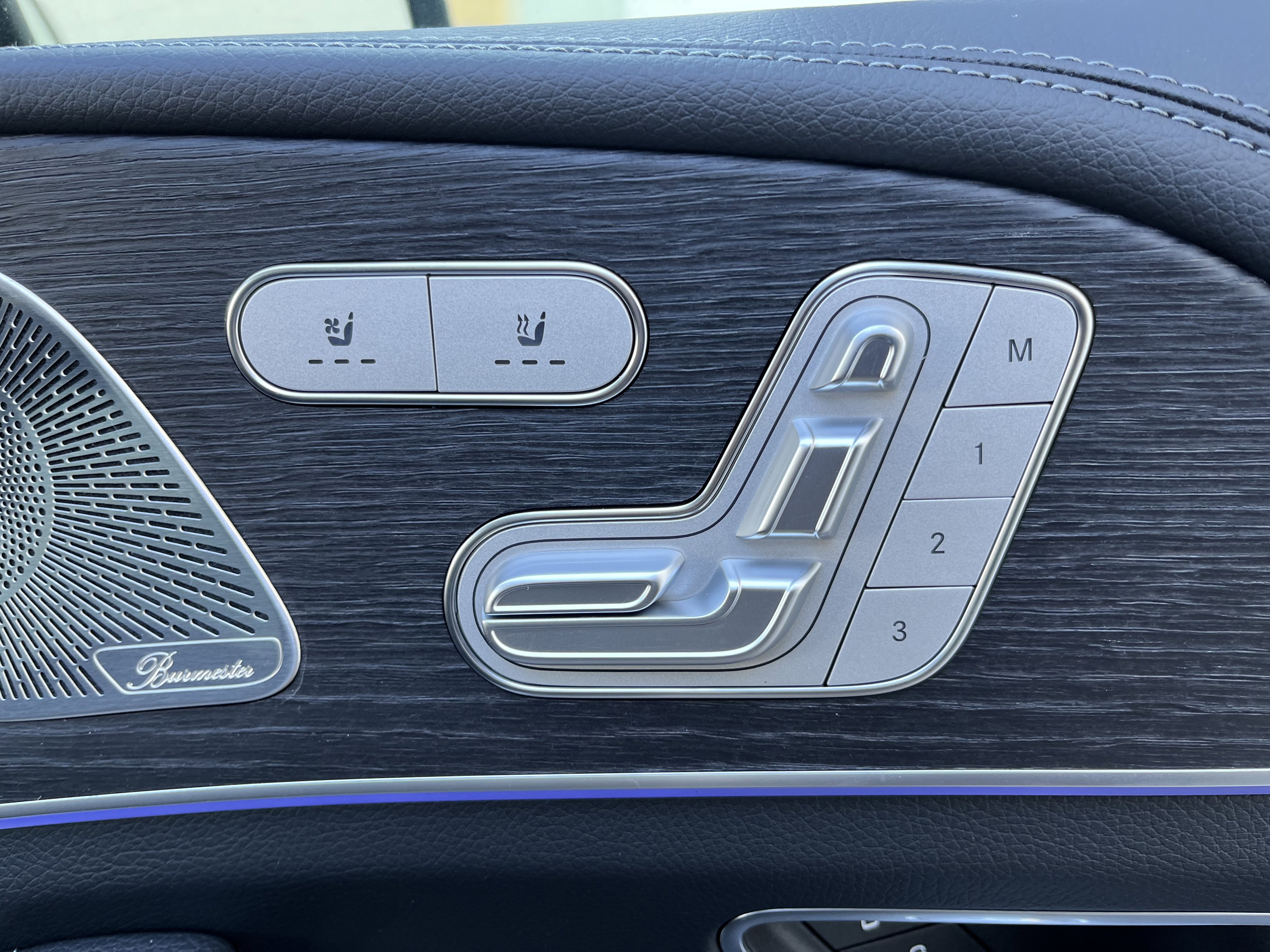 New 2026 SELENITE GREY Mercedes-Benz GLS 450 image 21