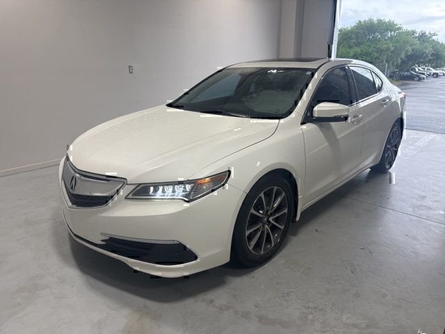 Used 2015 White Acura V6 Tech image 29