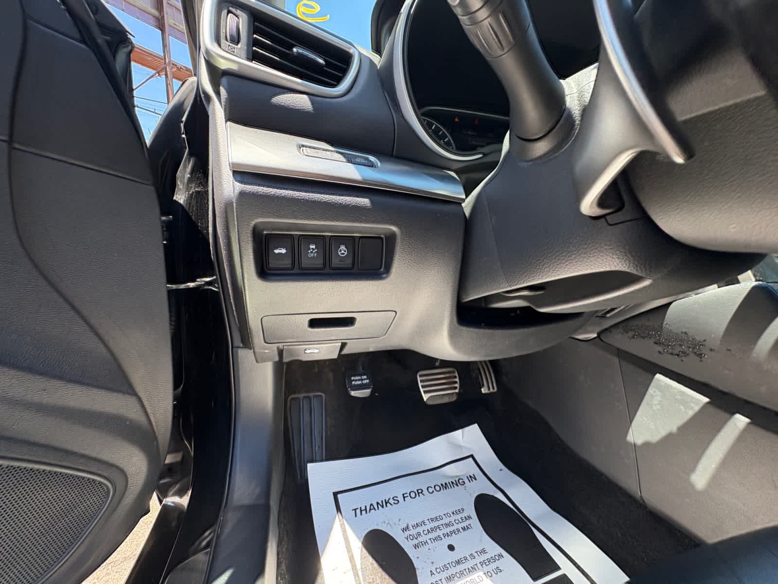 Used 2017 Super Black Nissan SR image 31