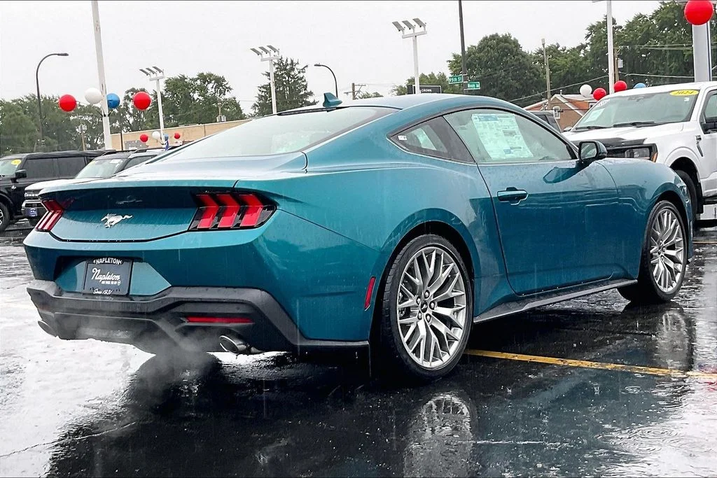 2026 Ford Mustang EcoBoost Premium Fastback - Photo 12