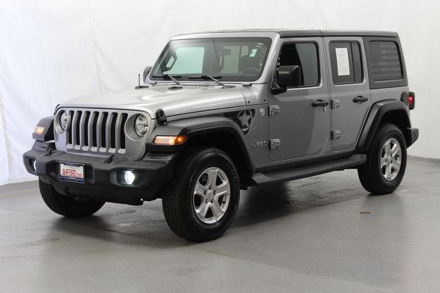 Used 2019 Silver Jeep Unlimited Sport S image 11