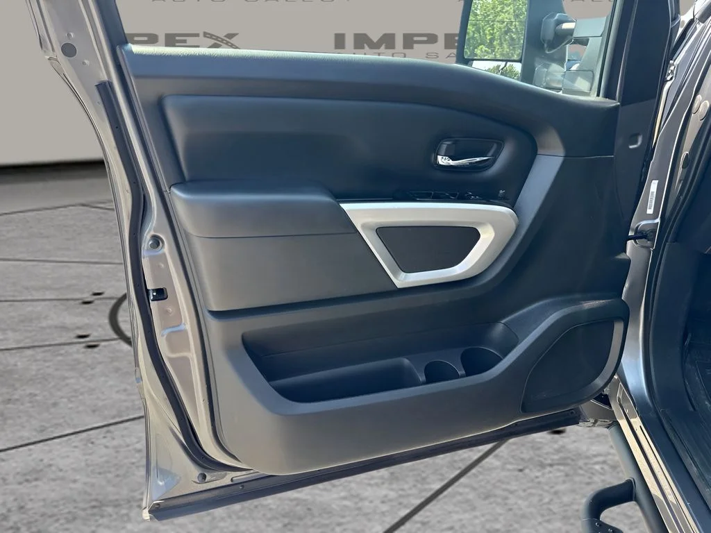 Used 2024 Gray Nissan SV image 15
