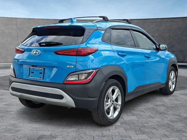 Used 2023 Green Hyundai SEL image 10