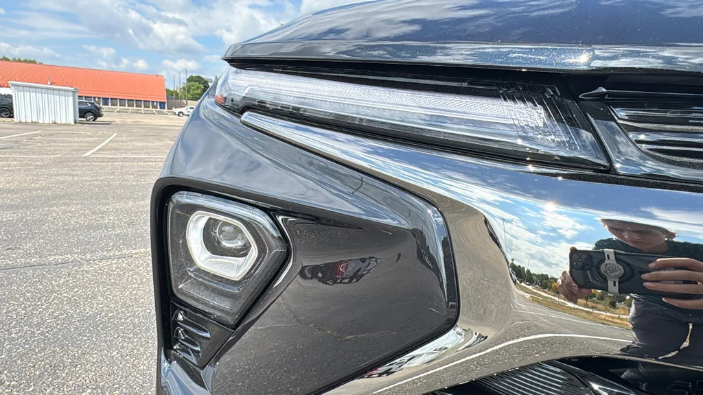 New 2026 Mosaic Black Metallic Chevrolet LT image 17