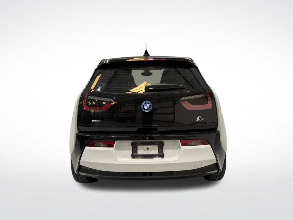 Used 2016 White BMW with Range Extender image 7
