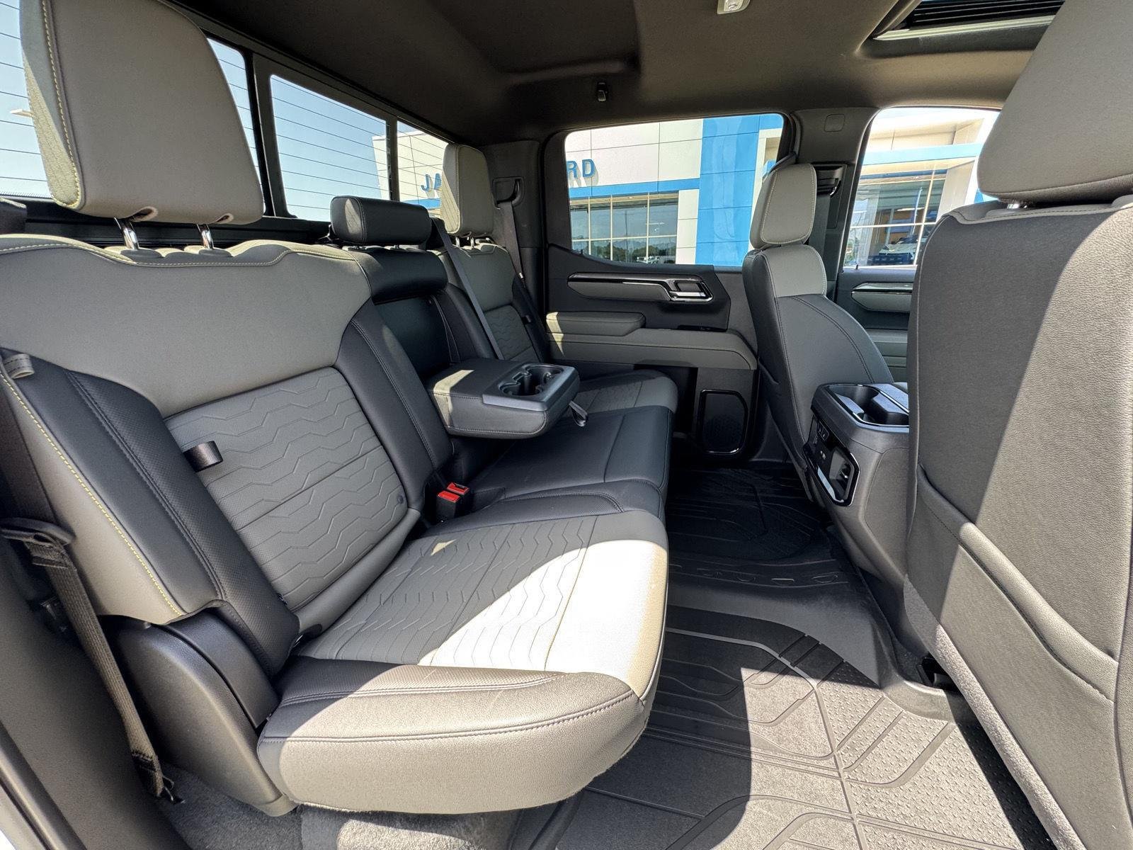 2026 Chevrolet Silverado 1500 ZR2 - Photo 55