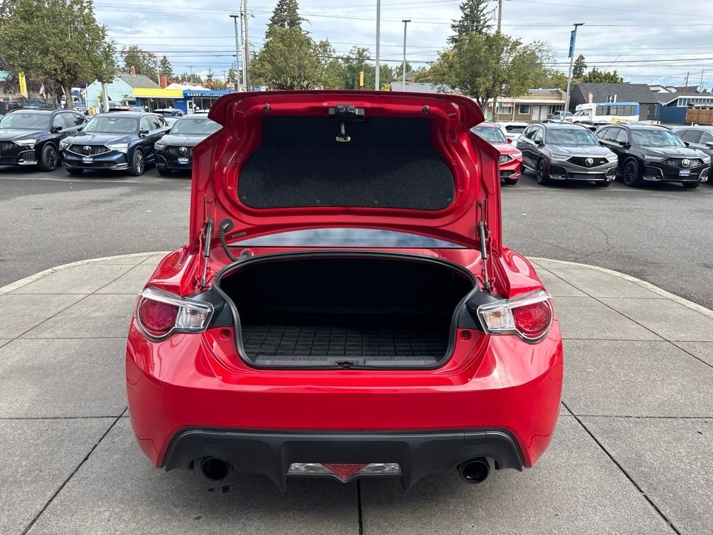 Used 2016 Pure Red Subaru Premium image 8