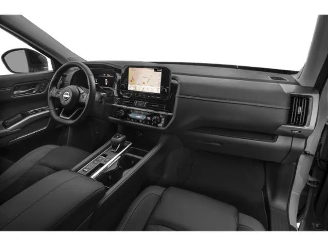 Used 2022 Pearl White Tricoat/Super Black Nissan Platinum image 33