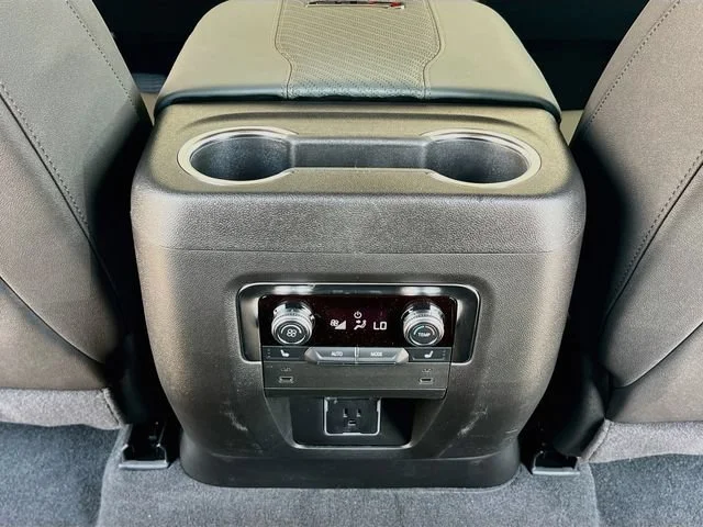 2026 GMC Yukon XL AT4 - Photo 18