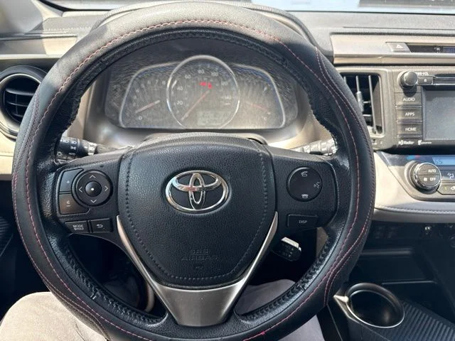 Used 2015 Classic Silver Metallic Toyota Limited image 12