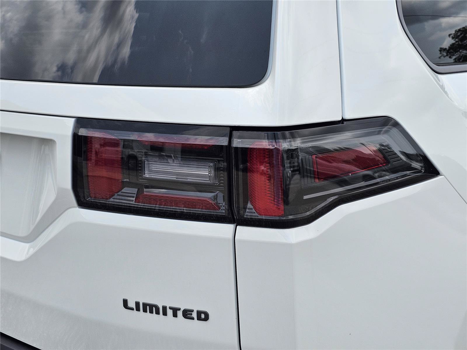 New 2026 Bright White Clearcoat Jeep Limited image 9