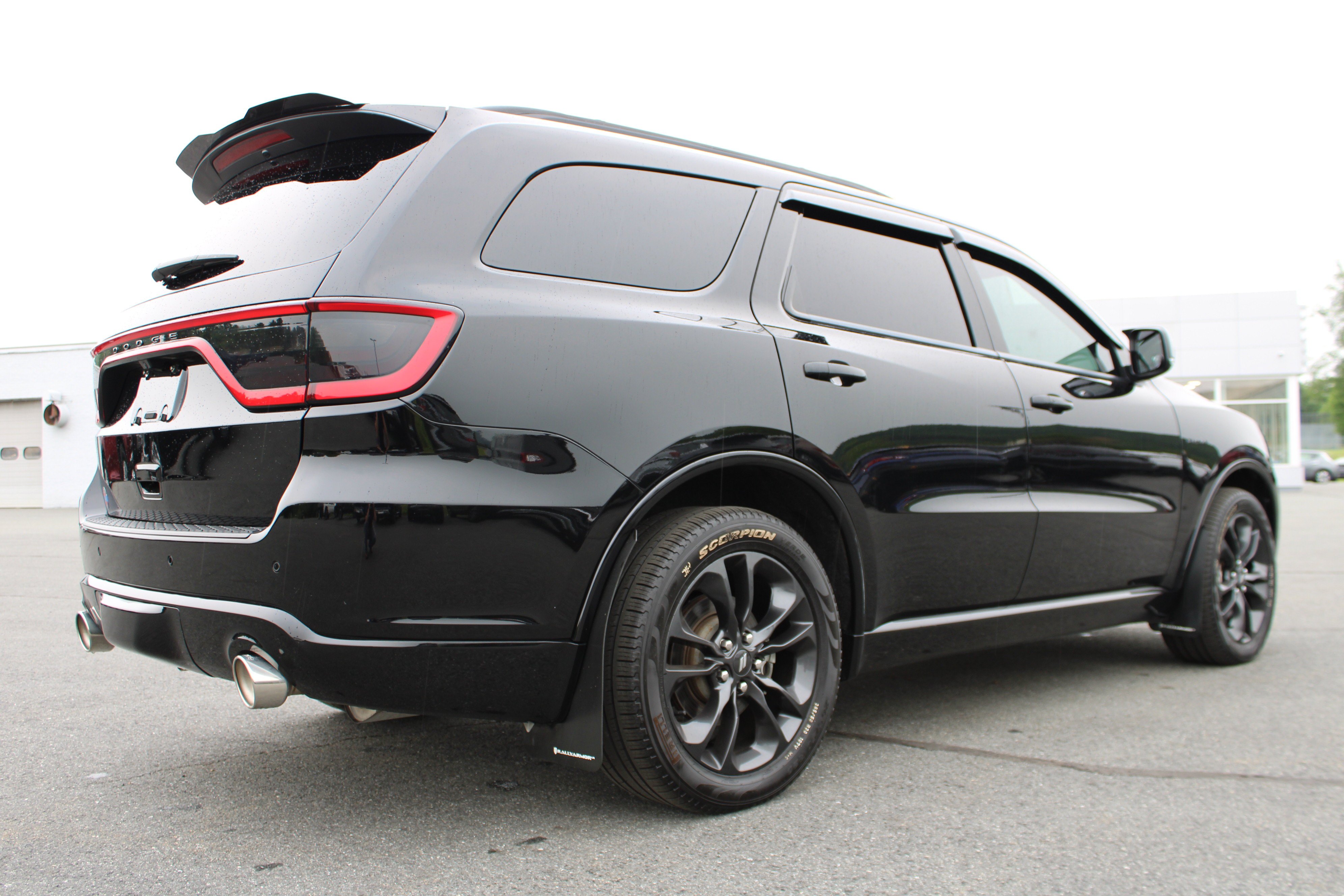 Used 2023 DB Black Clearcoat Dodge R/T Premium image 7