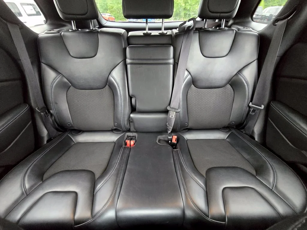 Used 2019 Gray Jeep Latitude Plus image 42