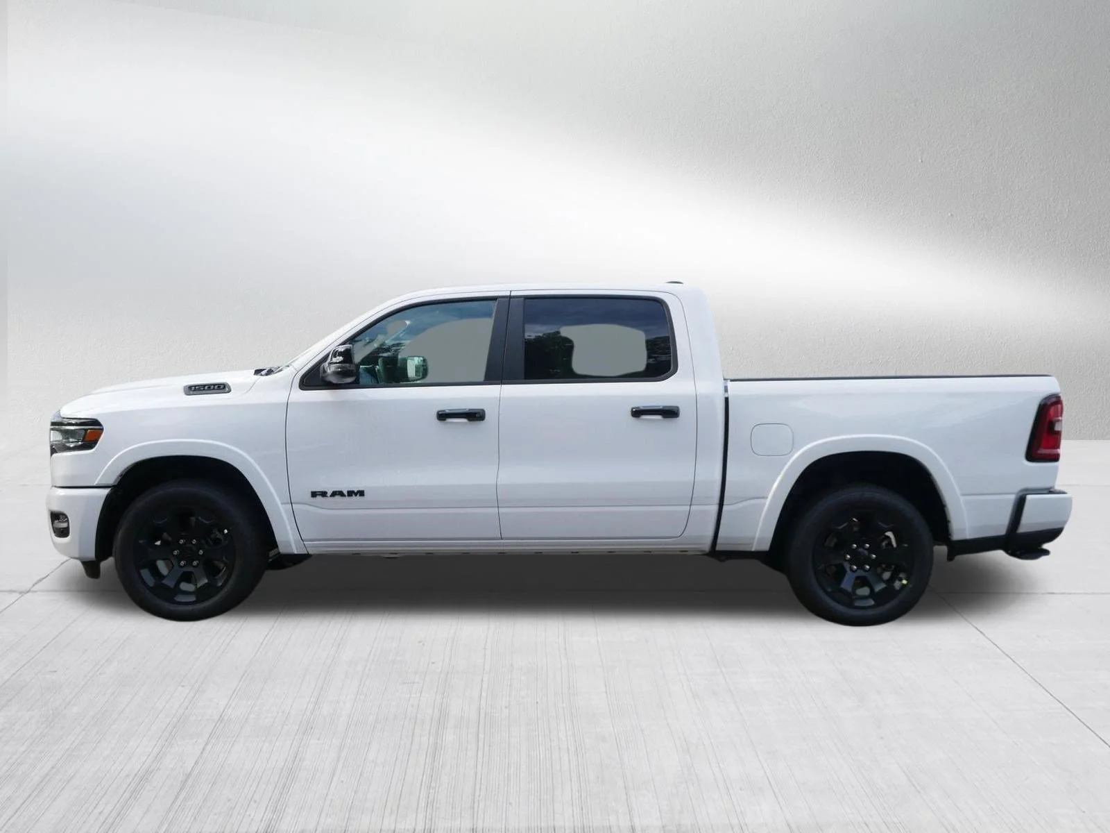New 2027 Bright White Clear-Coat Exterior Paint RAM Big Horn image 4