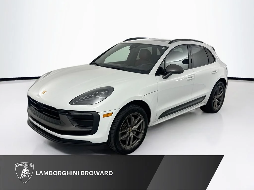 2023 Porsche Macan T's photo
