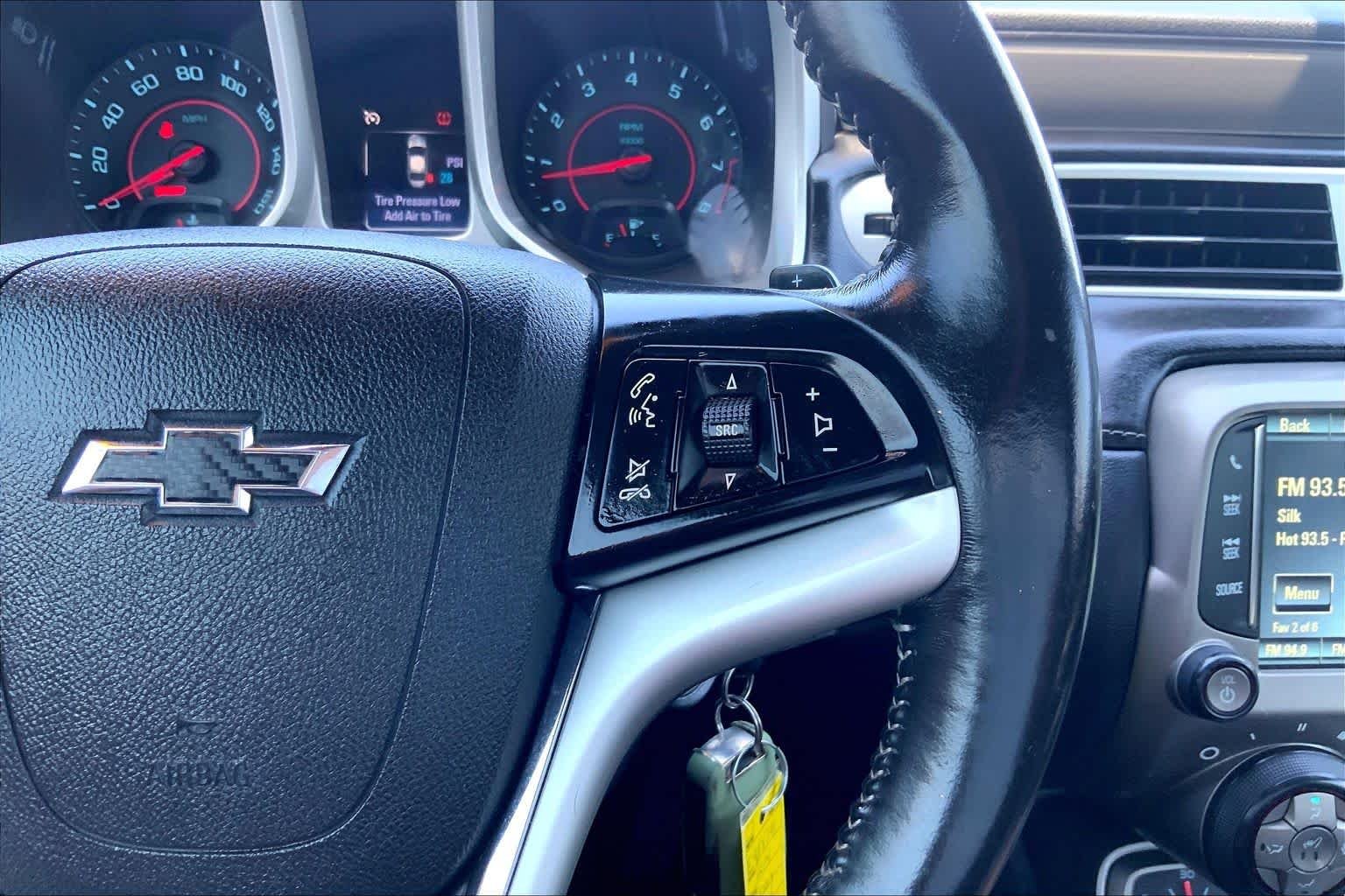 Used 2014 Silver Ice Metallic Chevrolet LT image 20