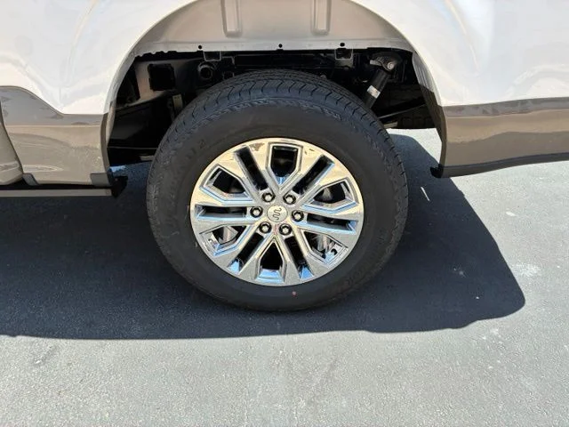 New 2026 Star White Metallic Tri-Coat Ford King Ranch image 17