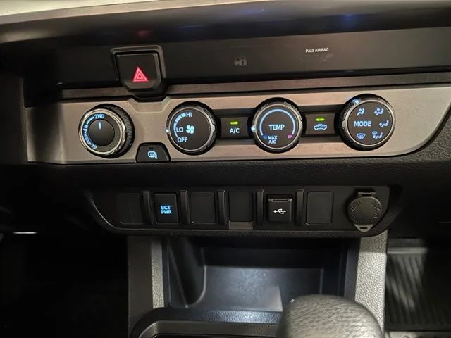 Used 2022 Black Toyota SR5 image 10