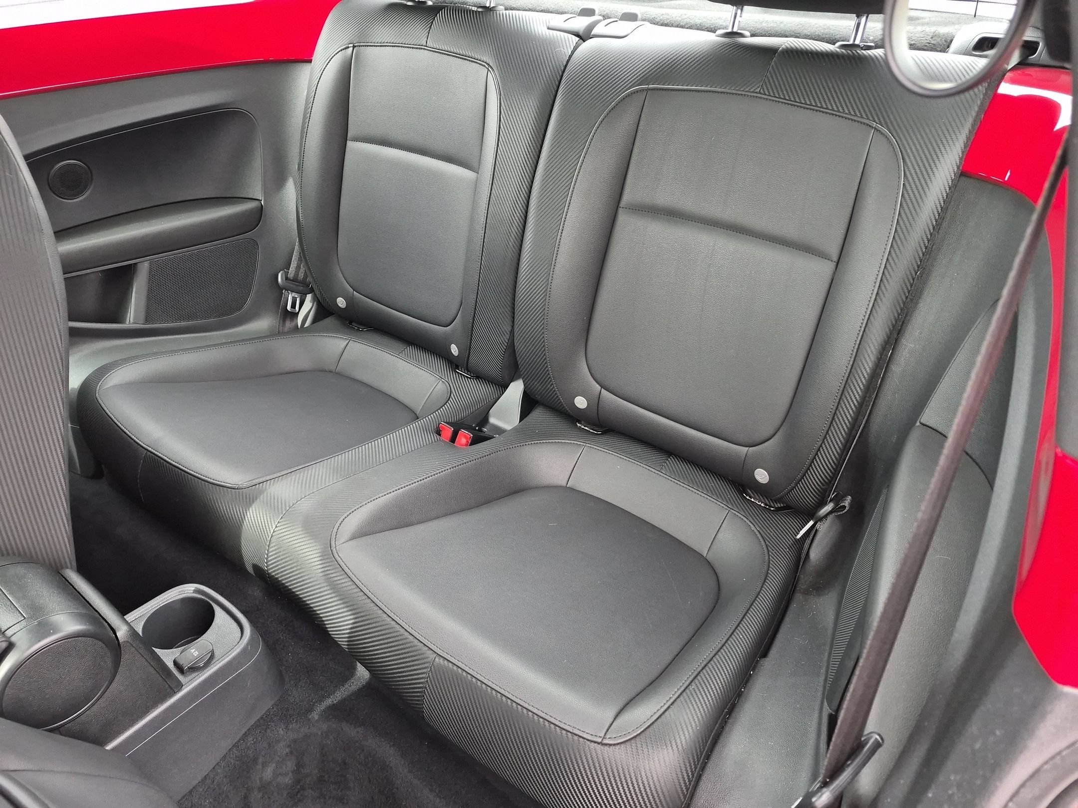 Used 2015 Red Volkswagen 1.8T image 24
