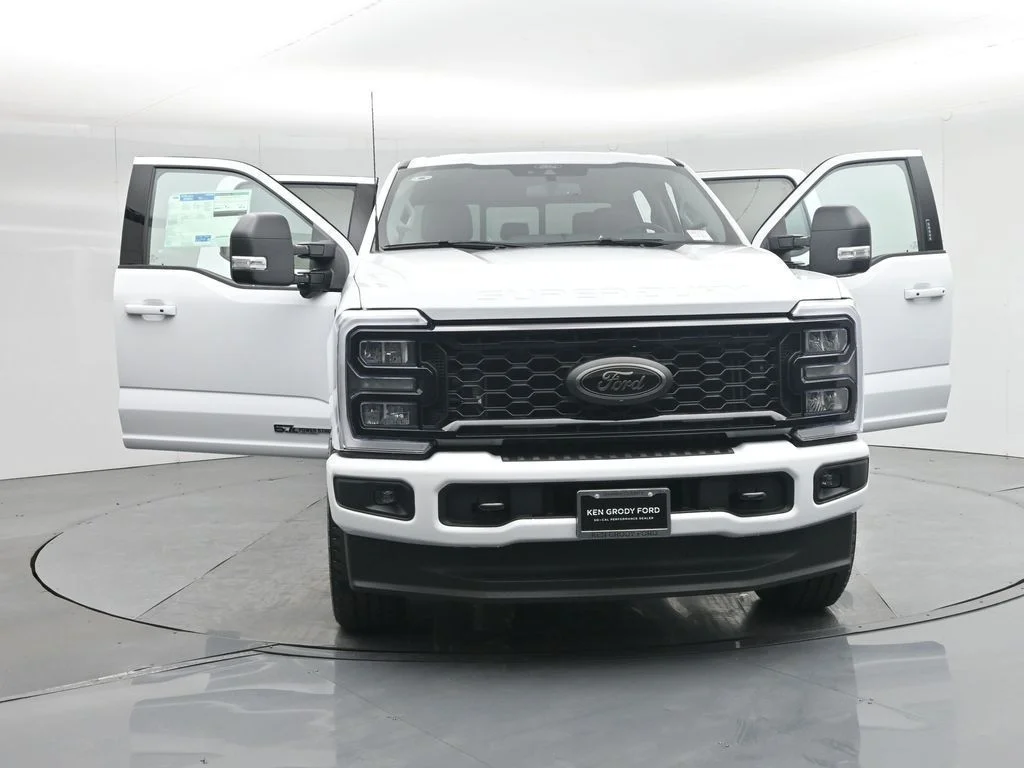 New 2026 White Ford XLT image 57