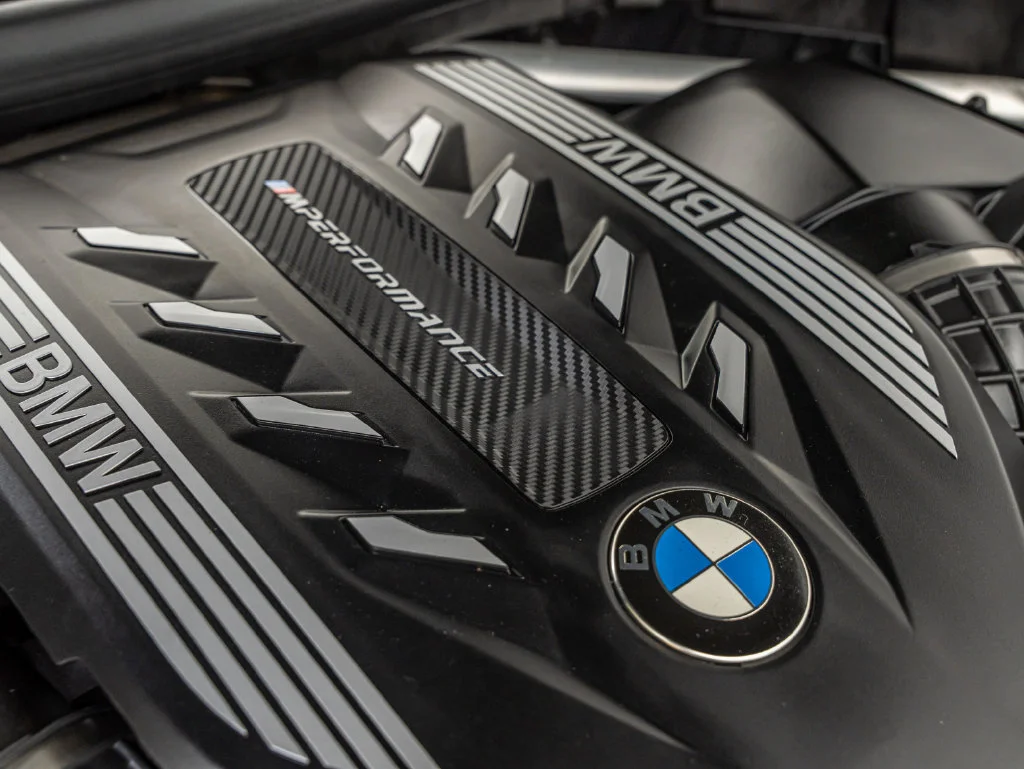 Used 2020 Black Sapphire Metallic BMW M50i image 54