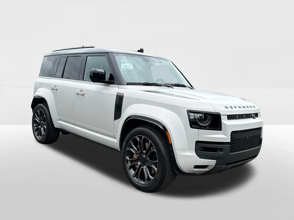 Certified Used 2026 Gray Land Rover OCTA image 5