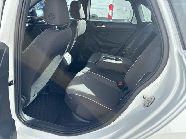 2026 Volkswagen Jetta Sport - Photo 12