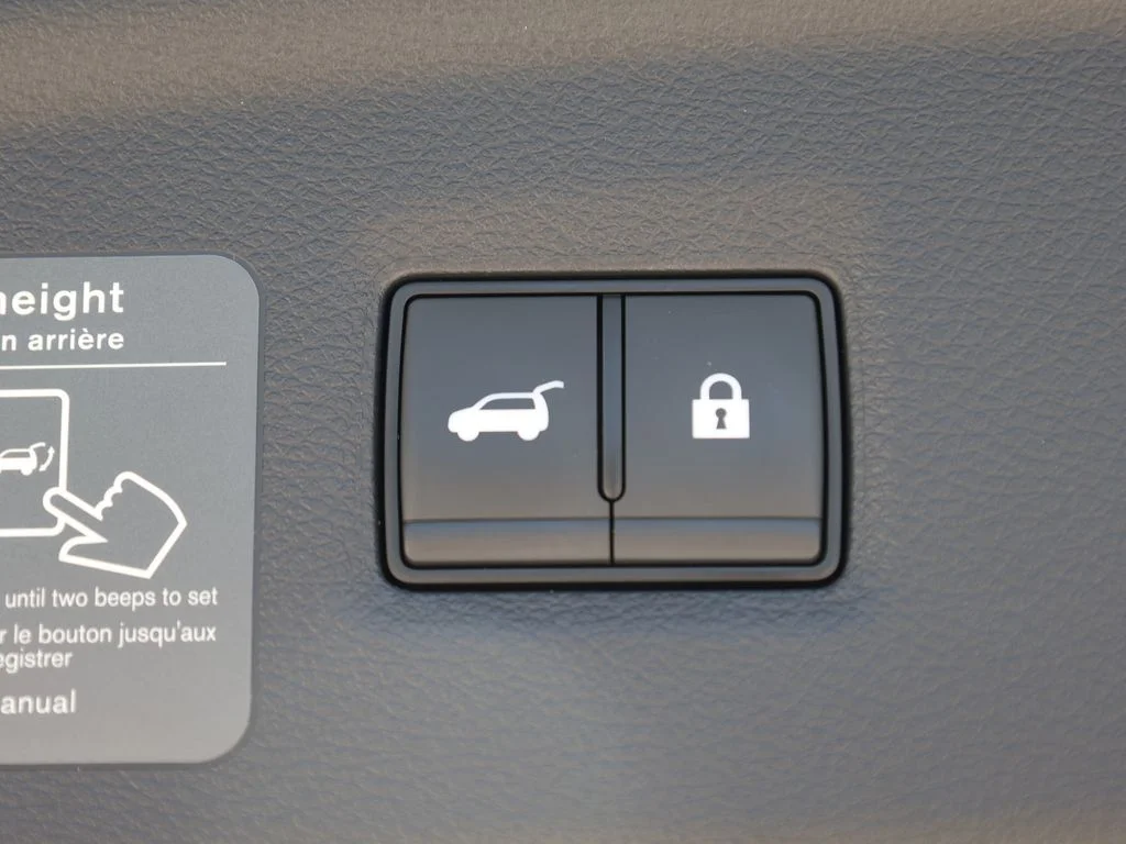 Certified Used 2025 Gray INFINITI SPORT image 9