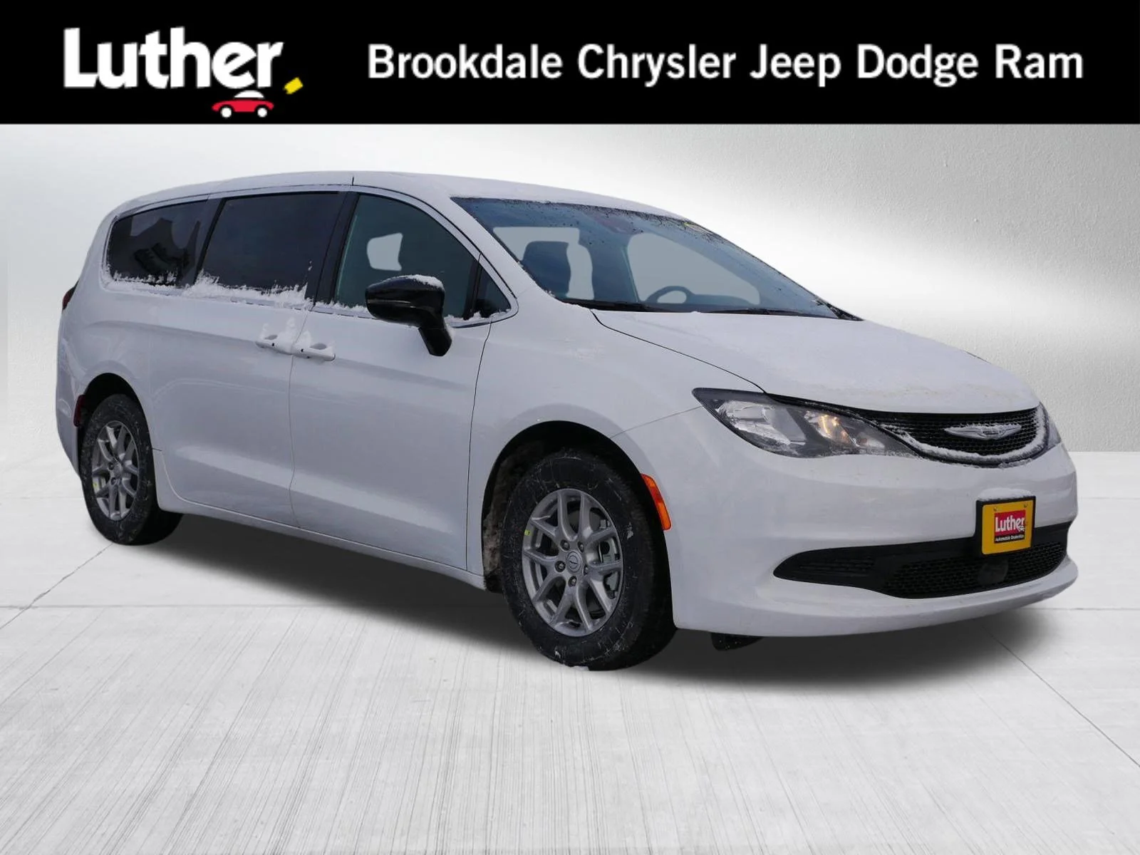 2026 Chrysler Voyager LX's photo