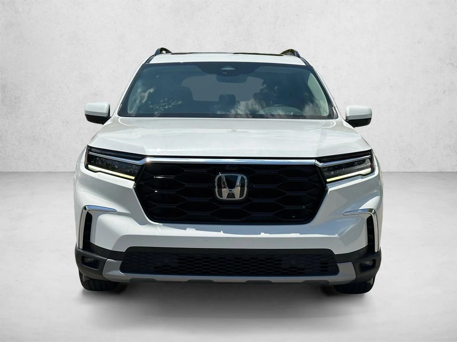 Used 2024 White Honda Elite image 2